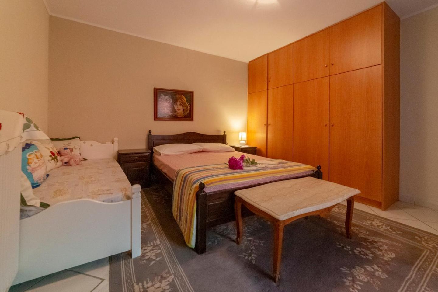 Krasa 2bedroom apartment Ágios Matthaíos Exteriör bild